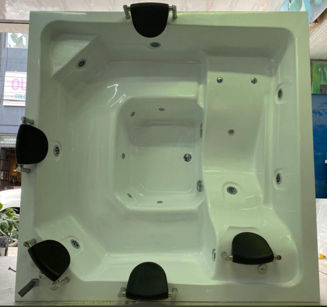 Jacuzzi Luxe, vista 5