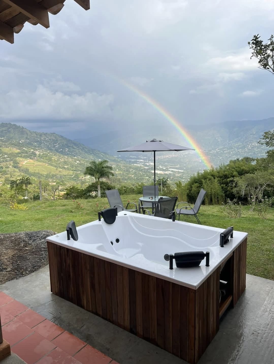Jacuzzi Movedo, vista 5