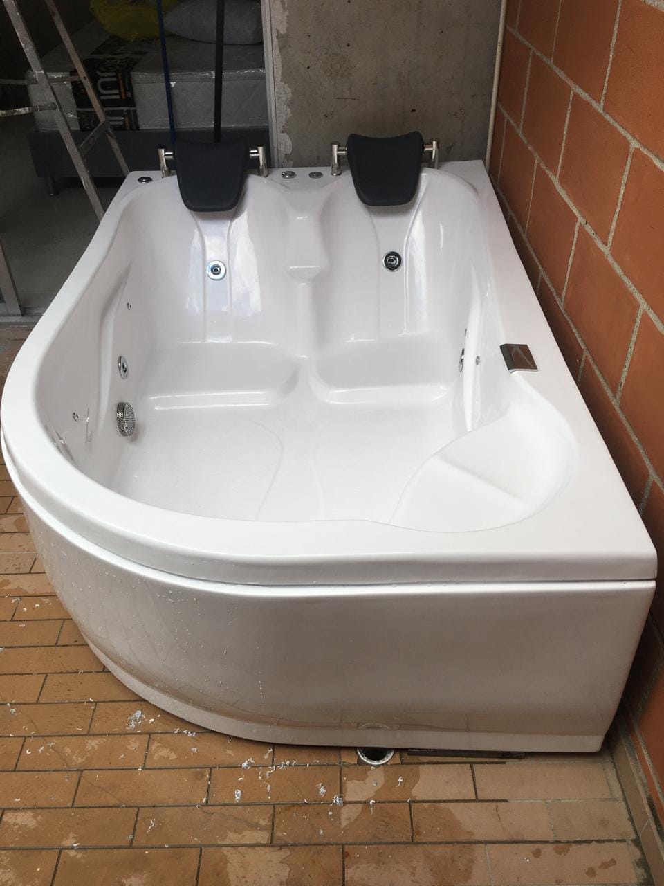 Jacuzzi Curvo Luxury, vista 2